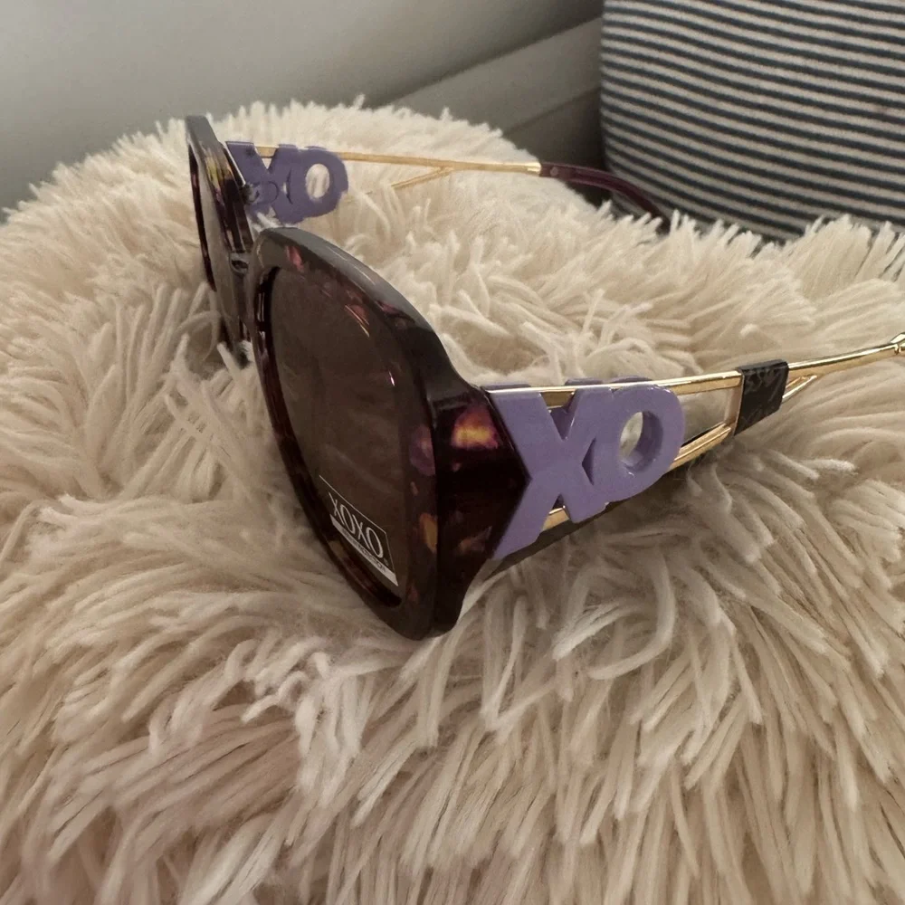 New‎ Xoxo Tortoise Sunglasses